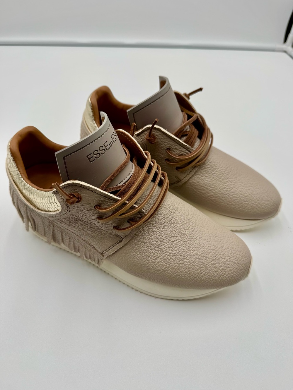 New ESSEutESSE Women's
Leather Fringe Sneakers Nude/Taupe Size 38